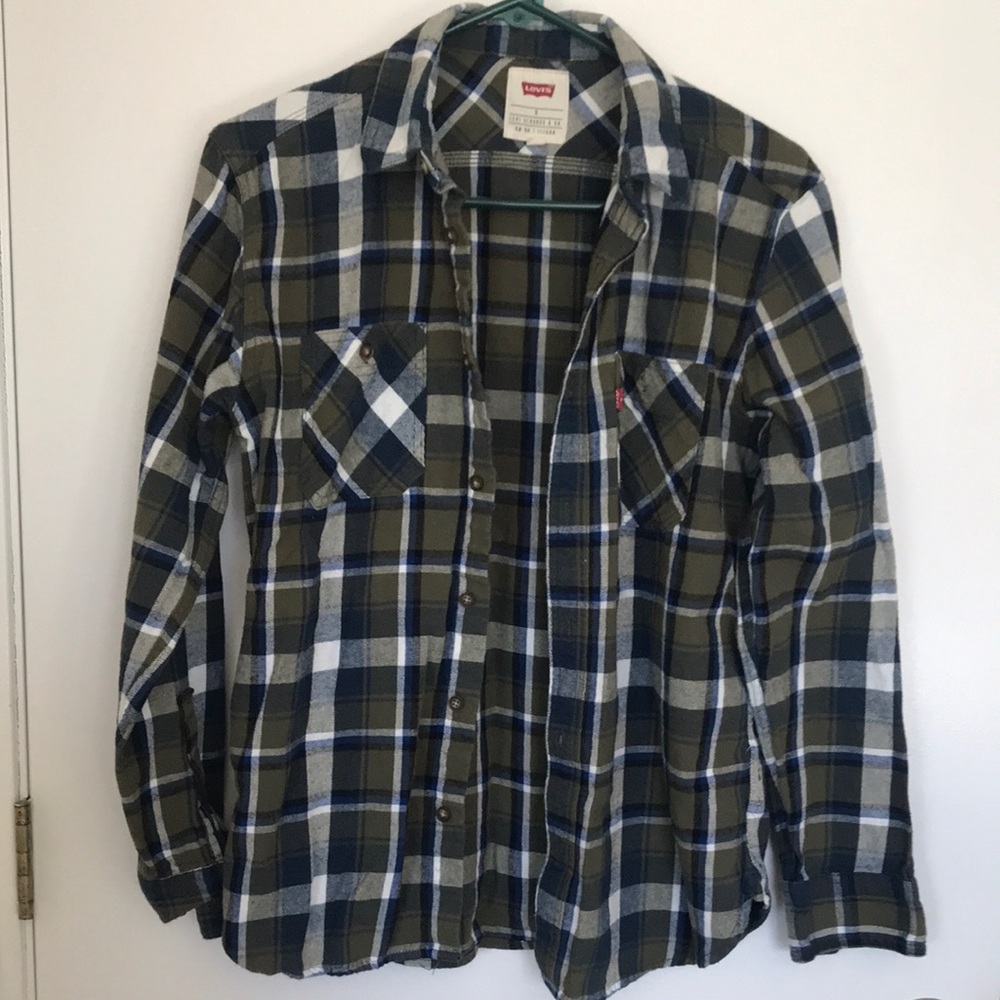 Levi’s button down flannel small